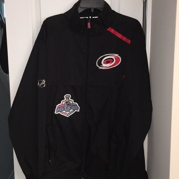Black Carolina Hurricanes 2006 Stanley Cup Patch NHL Men’s Ice Hockey Jacket-L - Picture 1 of 6